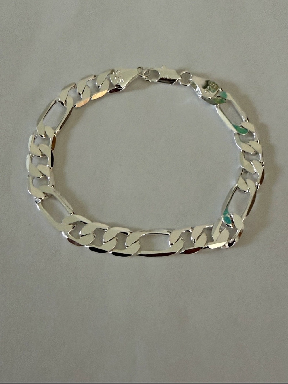 Sterling 925 Silver Figaro Chain Bracelet - 8.5 inches long and 9mm wide